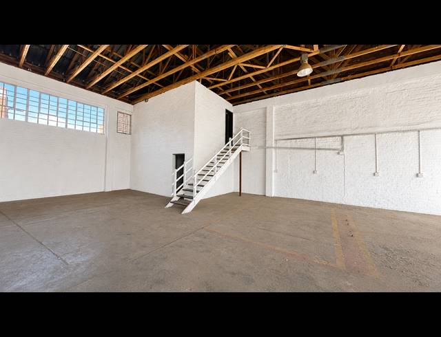 550M² WAREHOUSE TO LET IN MEADOWDALE